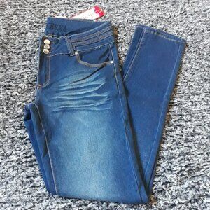 NWT Minerva Navy Jeans ~size 5 or 7